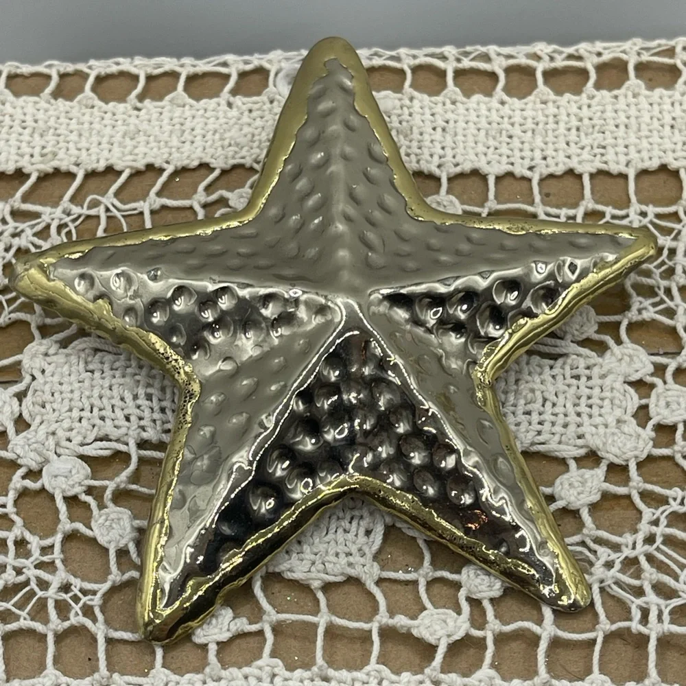 Gold and Silver Star Brooch‎